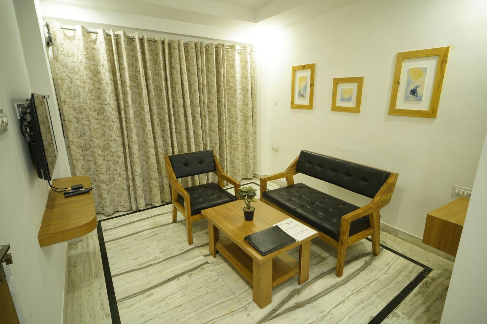 Hotel Udai Niwas By The Lake Udaipur Exteriör bild